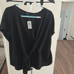 Size 3 Torrid Black Blouse